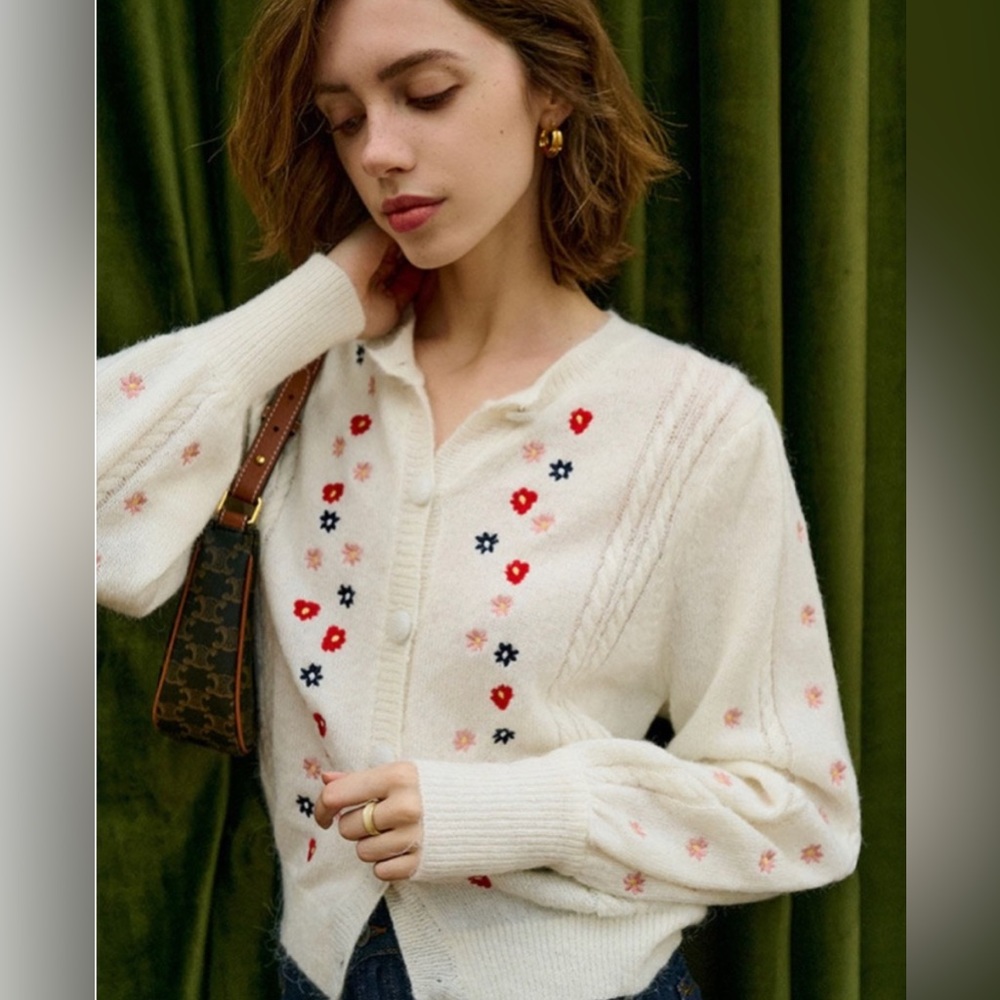 &Other Stories Floral Embroidery Knit Cardigan, size Medium